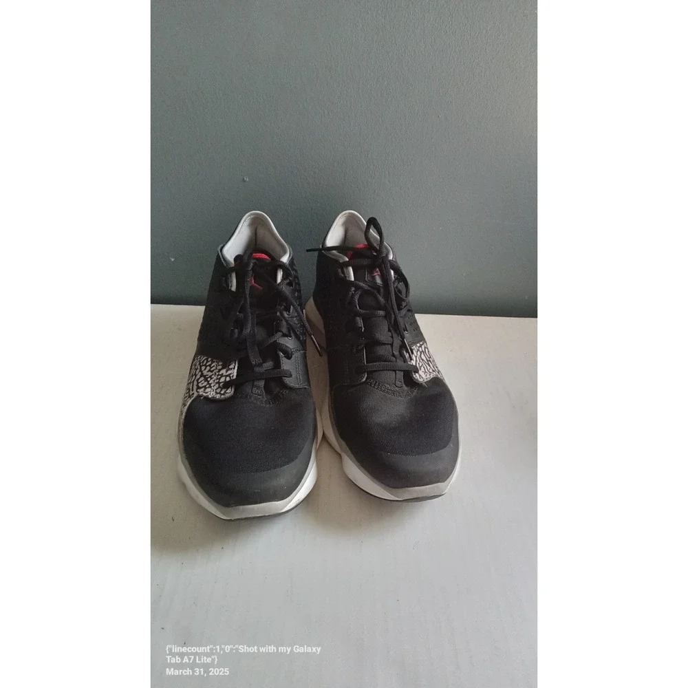 Jordan Trainer ST Black Gym Red‎ Elephant Print Sneakers 820253-001 Mens